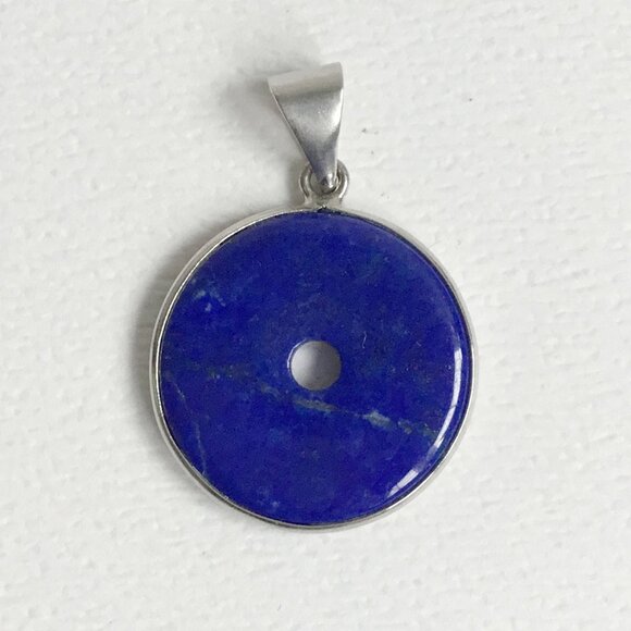 Blue Stone Donut Round Bezel Set Silver Tone Pendant - Picture 2 of 2